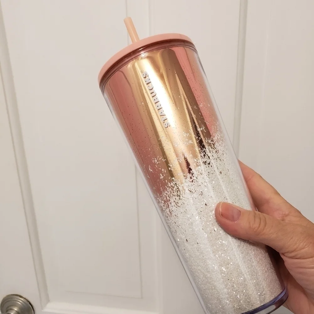 Starbucks Holiday 2019 Cascading Snow Rose Gold Pink Glitter 24 Oz T…